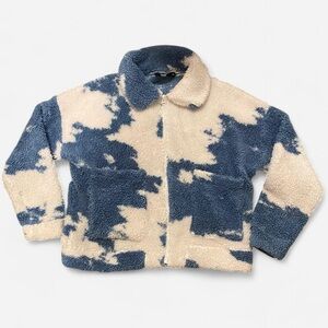 Jaded London Oversized Sherpa Blue and White Cloud Print Jacket W/ Front Pockets